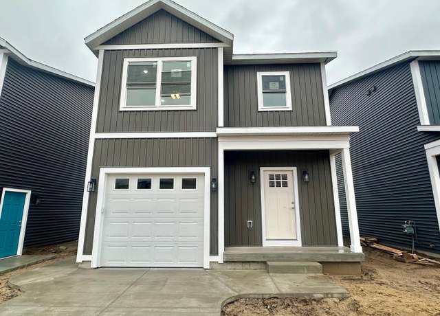 Property at 454 Erickson St, Muskegon, MI 49442, 3 beds, 2.5 baths