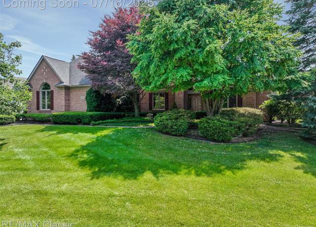 Property at 17331 Deer Path Dr, Northville, MI 48168, 3 beds, 2.5 baths