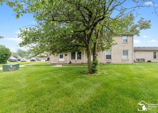 Property at 20036 Village Green Ct, Brownstown, MI 48183, 1 bed, 1 bath