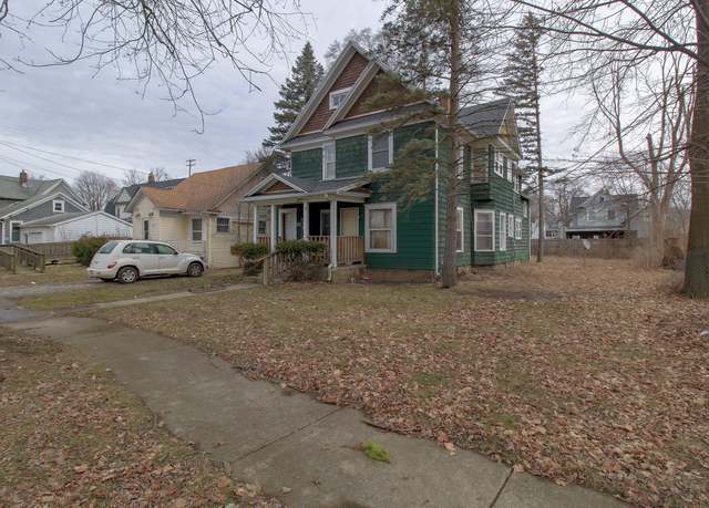 Property at 15 S Broad St, Battle Creek, MI 49017, 5 beds