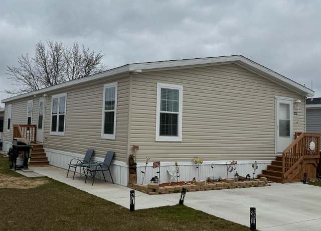 Property at 1097 Peachtree Ct, Mt Pleasant, MI 48858, 4 beds, 2 baths