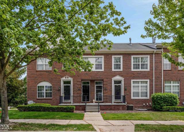 Property at 14543 Vauxhall Dr, Sterling Heights, MI 48313, 2 beds, 2 baths