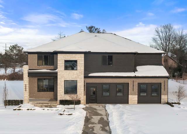 Property at 50964 Mistwood Dr, Macomb, MI 48042, 4 beds, 3.5 baths
