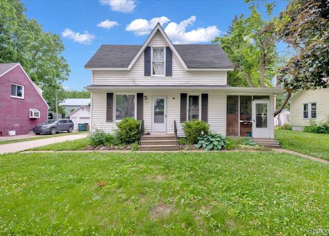 Property at 1232 N Saginaw St, Lapeer, MI 48446, 3 beds, 1 bath