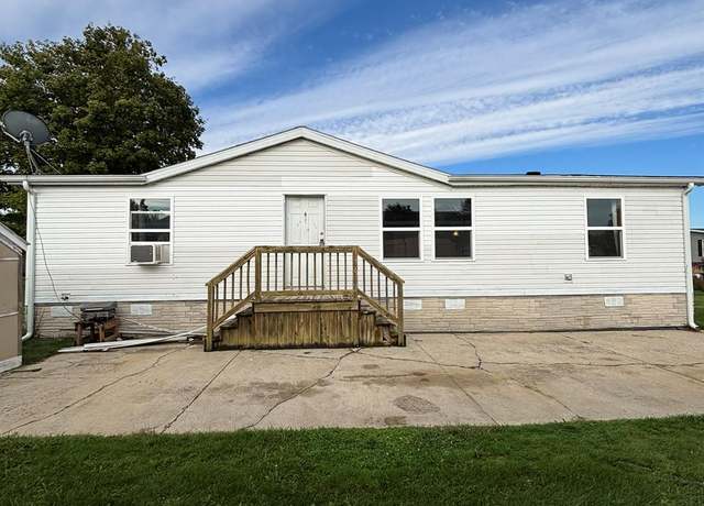 Property at 2065 Cedar Cir, Clio, MI 48420, 3 beds, 2 baths