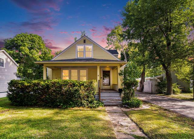 Property at 311 E Bennett Ave, Mt Pleasant, MI 48858, 4 beds, 2 baths