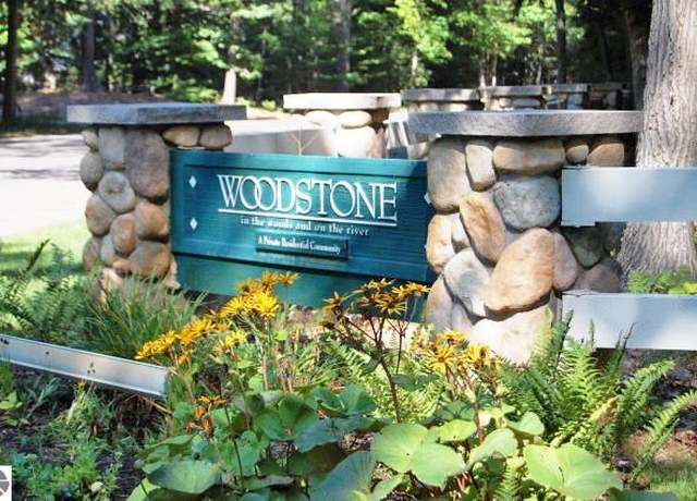 Property at 17 Pine Trce, Glen Arbor, MI 49636