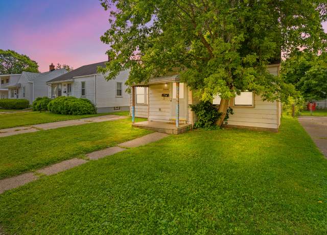 Property at 17484 Lowell St, Roseville, MI 48066, 3 beds, 1 bath