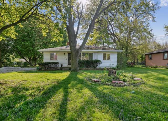 Property at 1247 Orchid St, Waterford, MI 48328, 3 beds, 1.5 baths