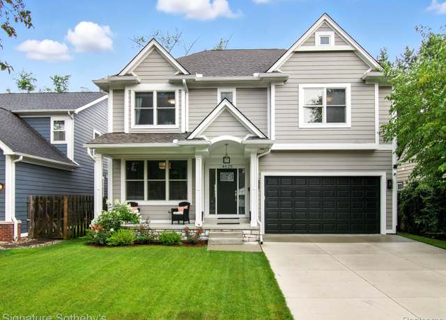 Property at 4525 Tonawanda Ave, Royal Oak, MI 48073, 4 beds, 3.5 baths