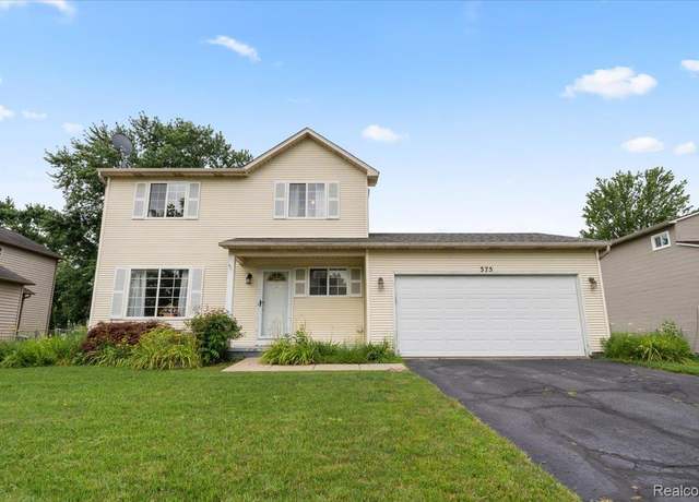 Property at 375 Eagle Way, South Lyon, MI 48178, 3 beds, 1.5 baths
