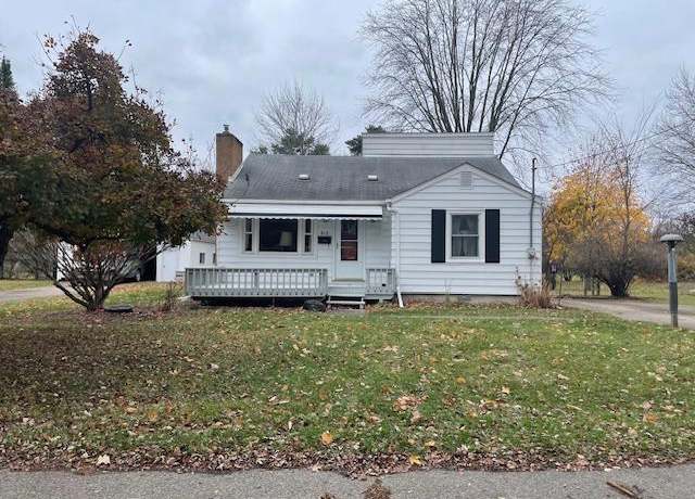 Property at 413 Bridson St, Fenton, MI 48430, 3 beds, 1 bath