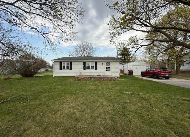 Property at 3386 W Monroe Rd, Alma, MI 48801, 3 beds, 2 baths