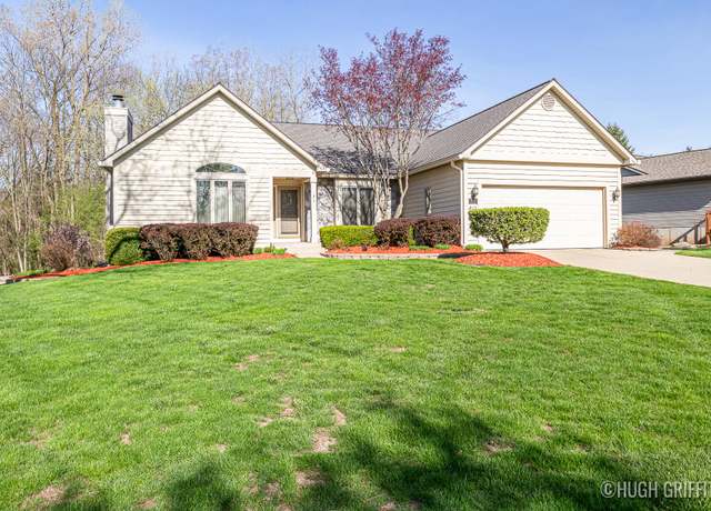 Property at 815 Meadowmeade Dr SE, Ada, MI 49301, 3 beds, 2 baths