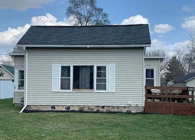 Property at 54115 Wilbur Rd, Three Rivers, MI 49093, 2 beds, 1 bath
