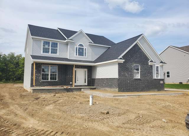 Property at 11760 Hillside Dr, Dexter, MI 48130, 4 beds, 2.5 baths