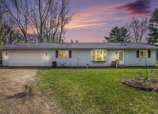 Property at 1315 Beaverbrook Dr, Holly, MI 48442, 3 beds, 2 baths