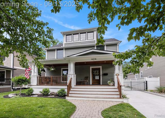 Property at 424 Taylor Ave, Rochester, MI 48307, 5 beds, 2.5 baths