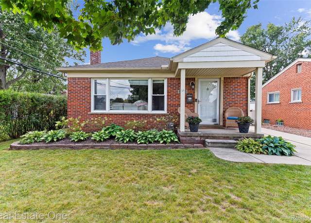Property at 32431 Anita Dr, Westland, MI 48185, 3 beds, 2 baths