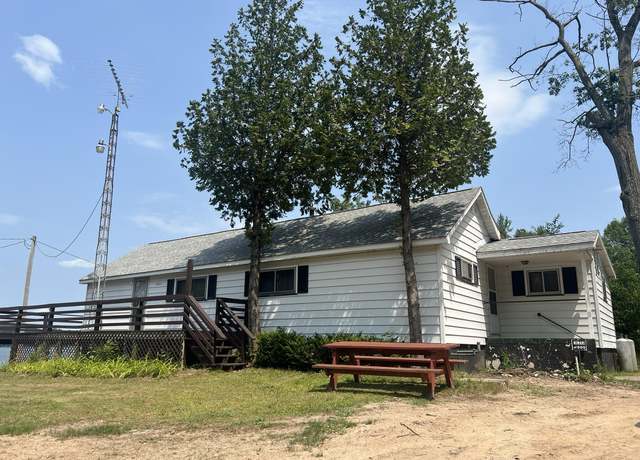 Property at 7061 Lake Shore Dr, Walkerville, MI 49459, 4 beds, 1 bath
