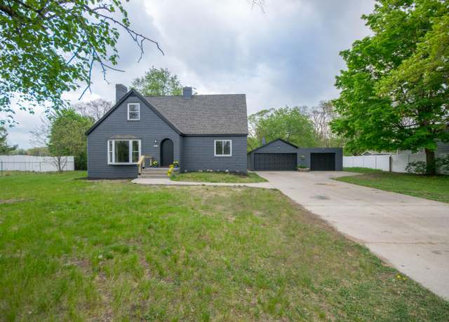 Property at 1658 Joslyn Rd, Muskegon, MI 49445, 4 beds, 2.5 baths