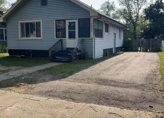 Property at 1027 Ogden Ave, Benton Harbor, MI 49022, 2 beds, 1 bath