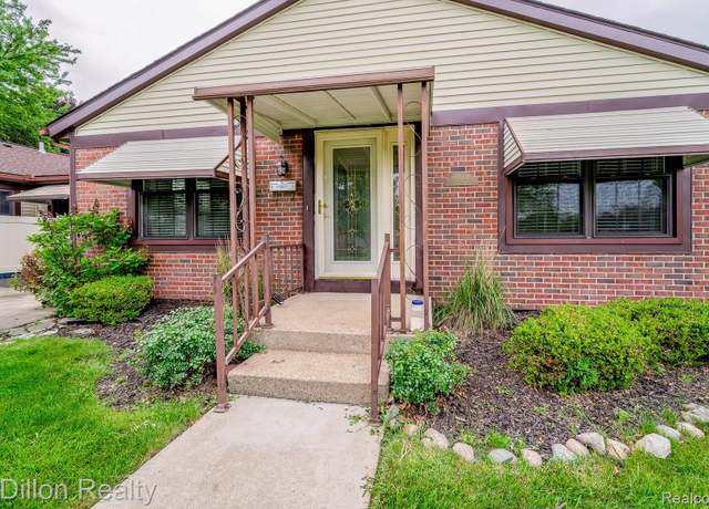 Property at 40807 Newport Dr, Plymouth, MI 48170, 2 beds, 2 baths