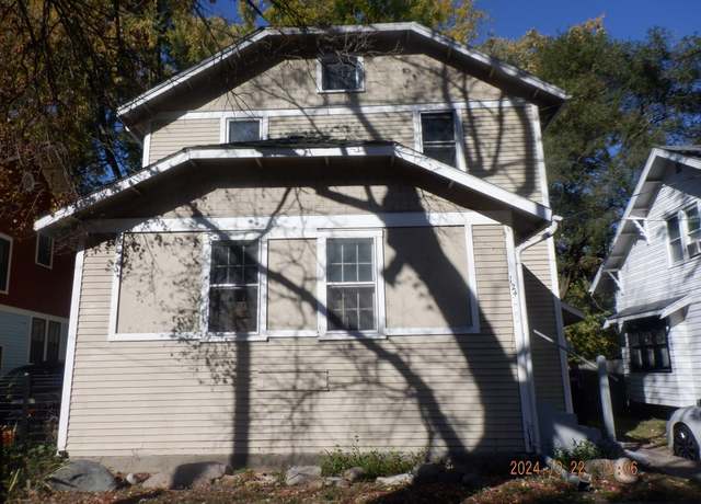 Property at 124 W Maple St, Kalamazoo, MI 49001, 3 beds, 1.5 baths