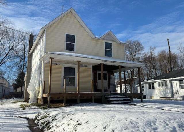 Property at 180 Grenville St, Battle Creek, MI 49014, 4 beds, 3 baths