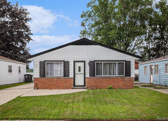 Property at 27742 Long St, Livonia, MI 48152, 3 beds, 1 bath