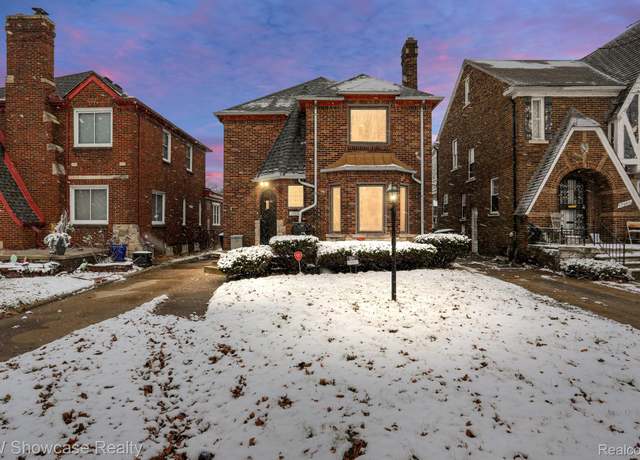 Property at 17600 Pennington Dr, Detroit, MI 48221, 3 beds, 1.5 baths