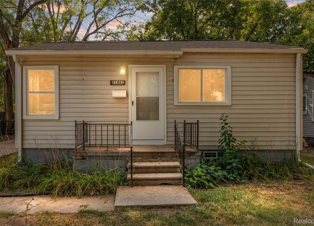 Property at 21441 Atlantic Ave, Warren, MI 48091, 2 beds, 1 bath