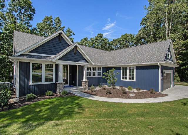 Property at 6583 W Hidden Lake Cir, Richland, MI 49083, 4 beds, 3 baths