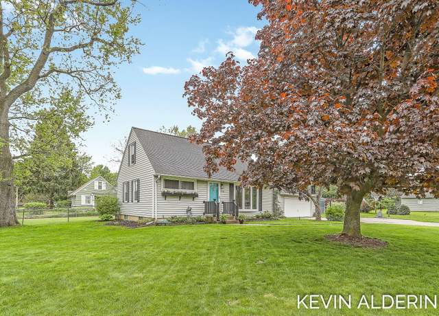 Property at 4624 Marigold St SE, Grand Rapids, MI 49546, 3 beds, 2.5 baths