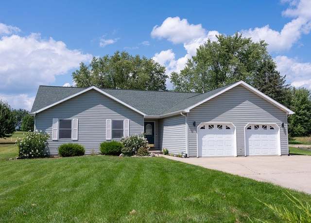 Property at 1006 N Clubhouse Dr, Sherman Township, MI 48893, 3 beds, 2 baths