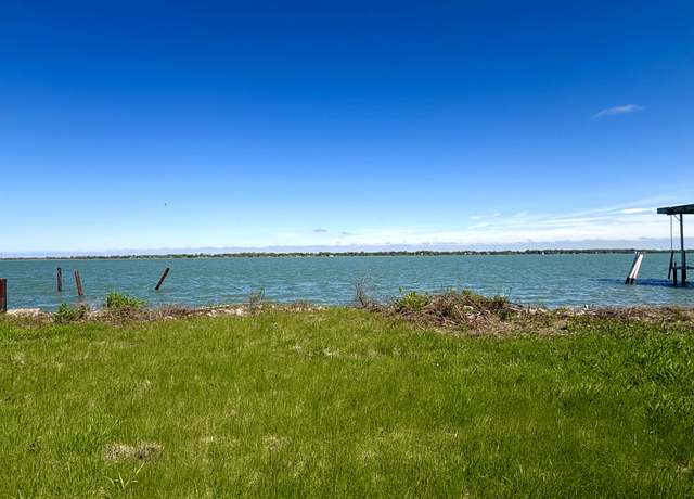 Property at 21604 E River Rd, Grosse Ile, MI 48138