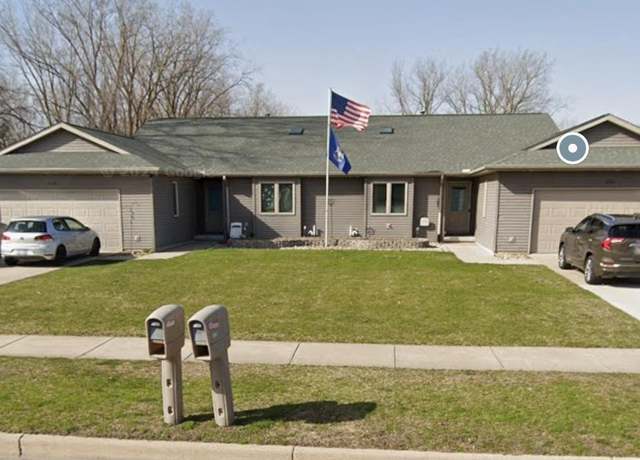 Property at 8136 Shields Dr, Saginaw, MI 48609, 6 beds, 6 baths