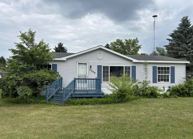 Property at 2266 Bart St, Croswell, MI 48422, 3 beds, 2 baths