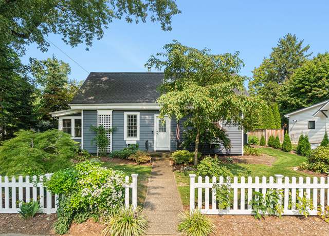 Property at 810 Allegan St, Saugatuck, MI 49453, 3 beds, 3 baths