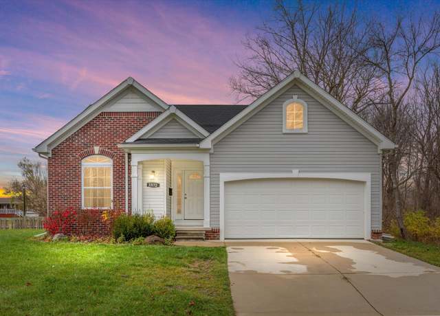 Property at 33172 Swallow Dr, Rockwood, MI 48173, 3 beds, 2 baths