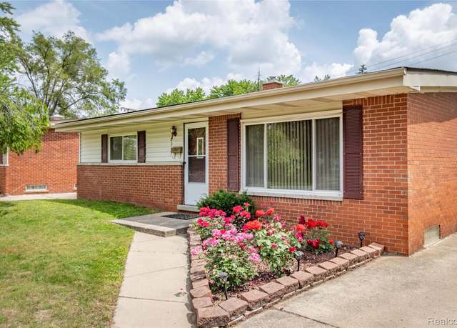 Property at 8311 Gulley St, Taylor, MI 48180, 3 beds, 1 bath