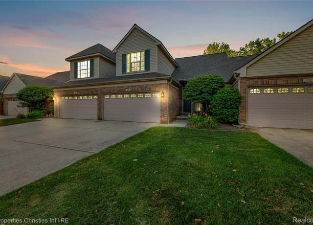 Property at 136 Carson Dr #116, Westland, MI 48185, 2 beds, 2.5 baths