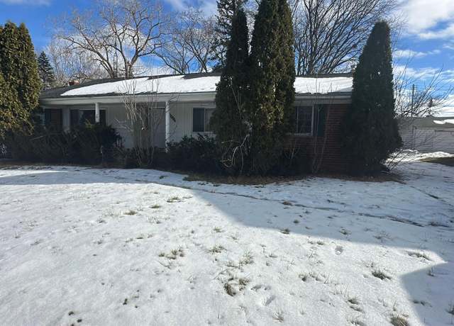 Property at 3502 Ridgecliffe Dr, Flint, MI 48532, 3 beds, 2 baths