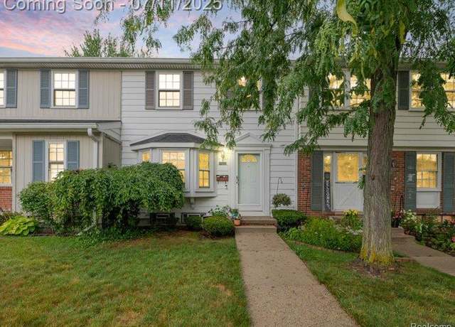 Property at 41376 Lehigh Ln, Northville, MI 48167, 2 beds, 1.5 baths