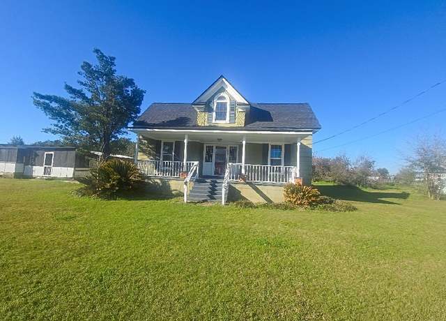 Property at 15952 NE Chipola St, Out Of State, FL 32421, 4 beds, 2 baths
