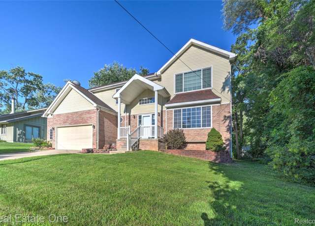 Property at 3950 Bradmore Ave, West Bloomfield Charter Township, MI 48324, 4 beds, 3 baths