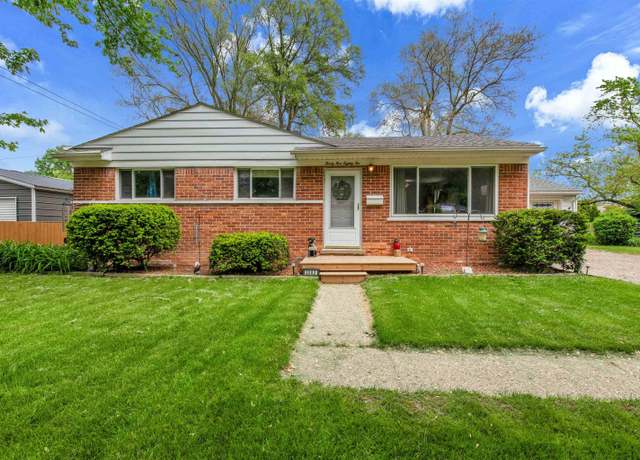 Property at 3582 David K Dr, Waterford, MI 48329, 4 beds, 3 baths