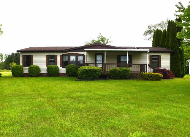 Property at 10805 Wilkes Rd, Brockway, MI 48097, 3 beds, 2 baths