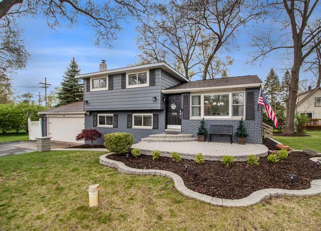 Property at 7170 Crestmore St, West Bloomfield, MI 48323, 3 beds, 2 baths
