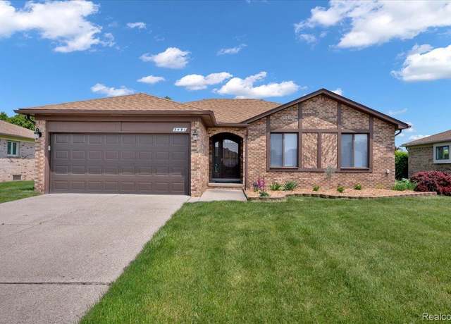 Property at 3491 Chippendale Dr, Harrison Township, MI 48310, 3 beds, 1.5 baths